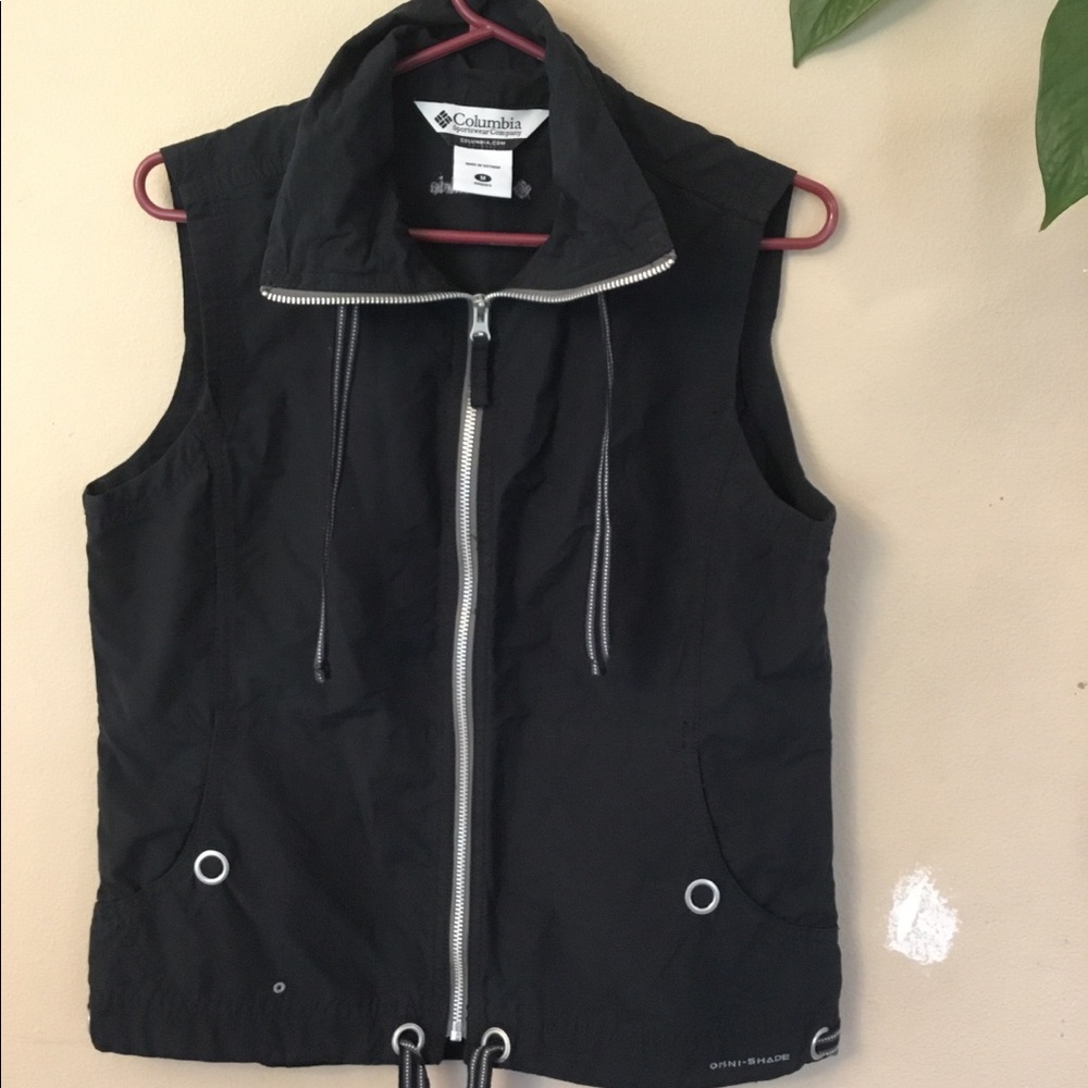 Columbia zip up vest
